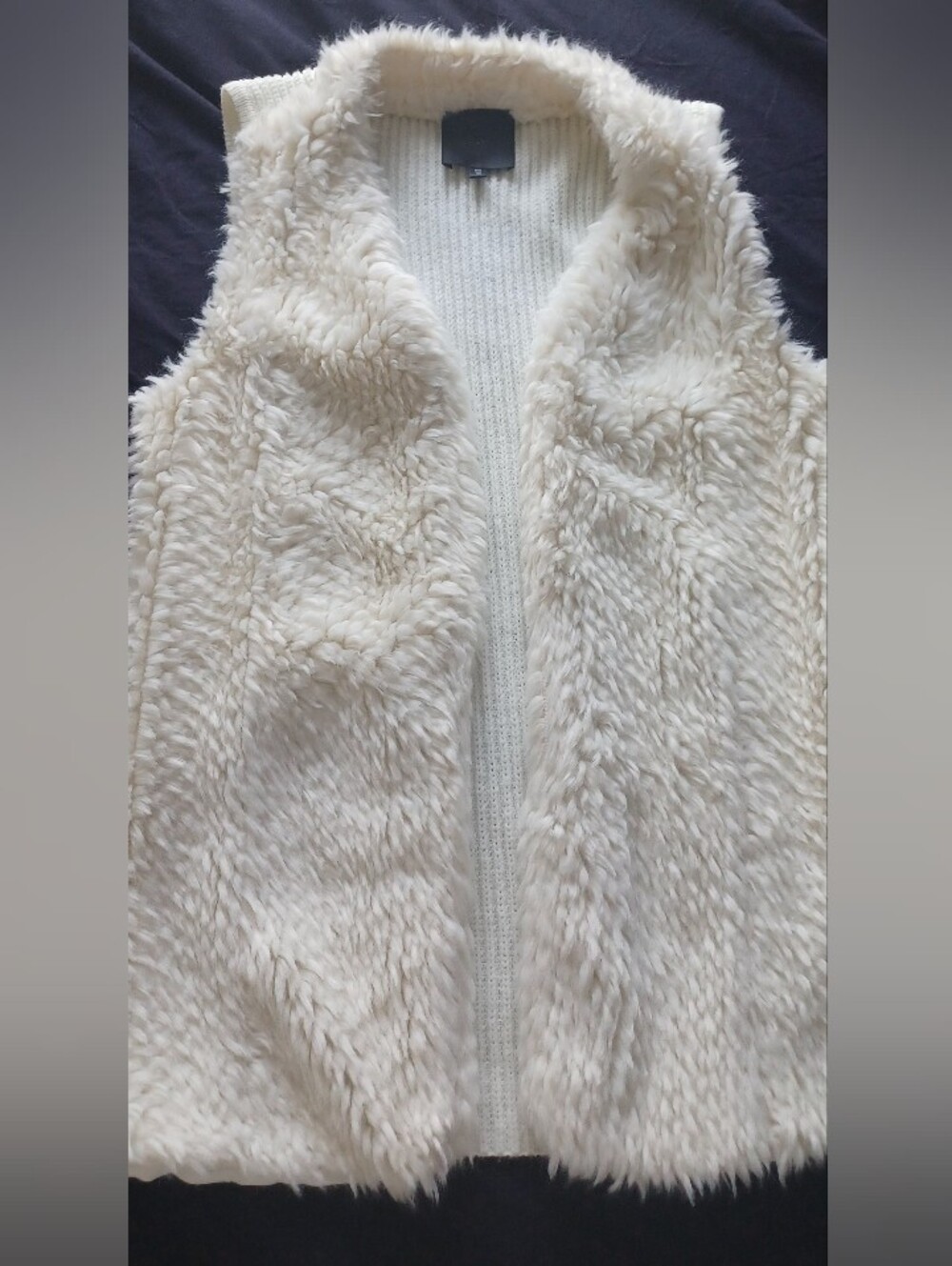 Dynamite Cream Faux-Fur Open Front Sleeveless Vest